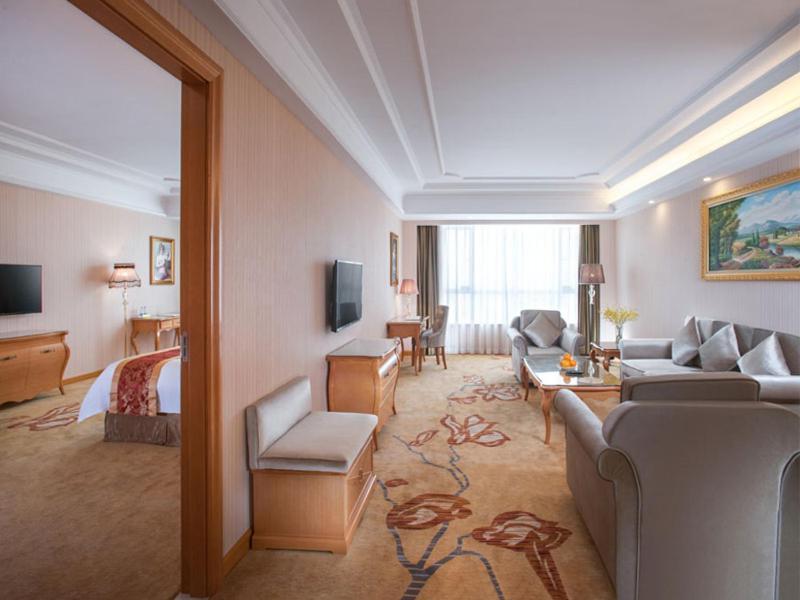 Vienna Hotel Dongguan Shi Екстериор снимка
